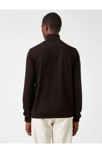 Basic Turtleneck Sweater